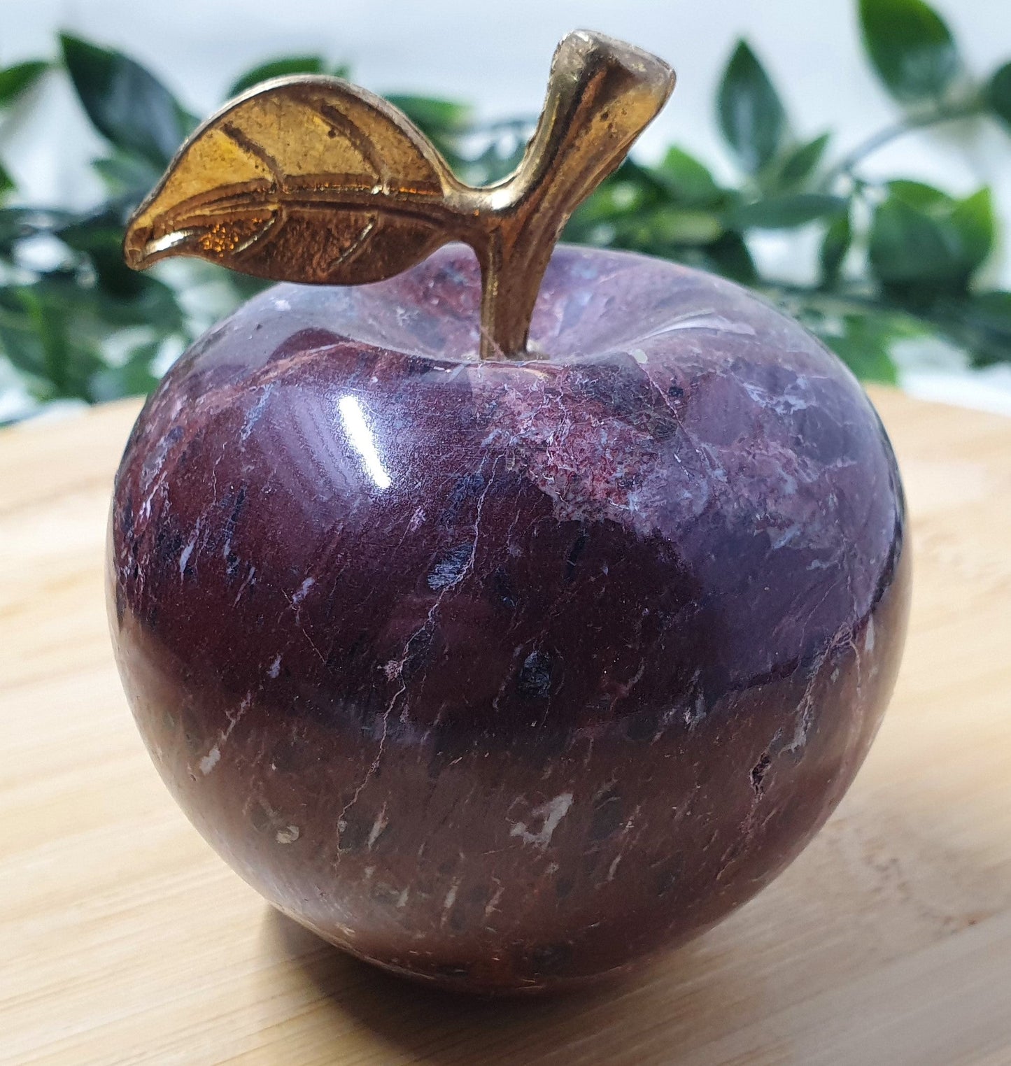 Apples Carvings