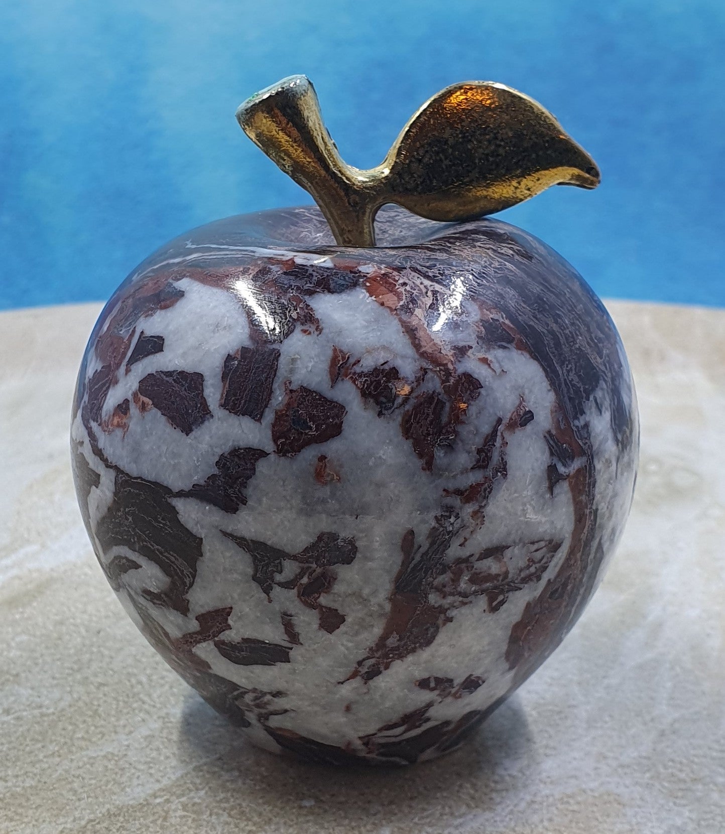 Apples Carvings
