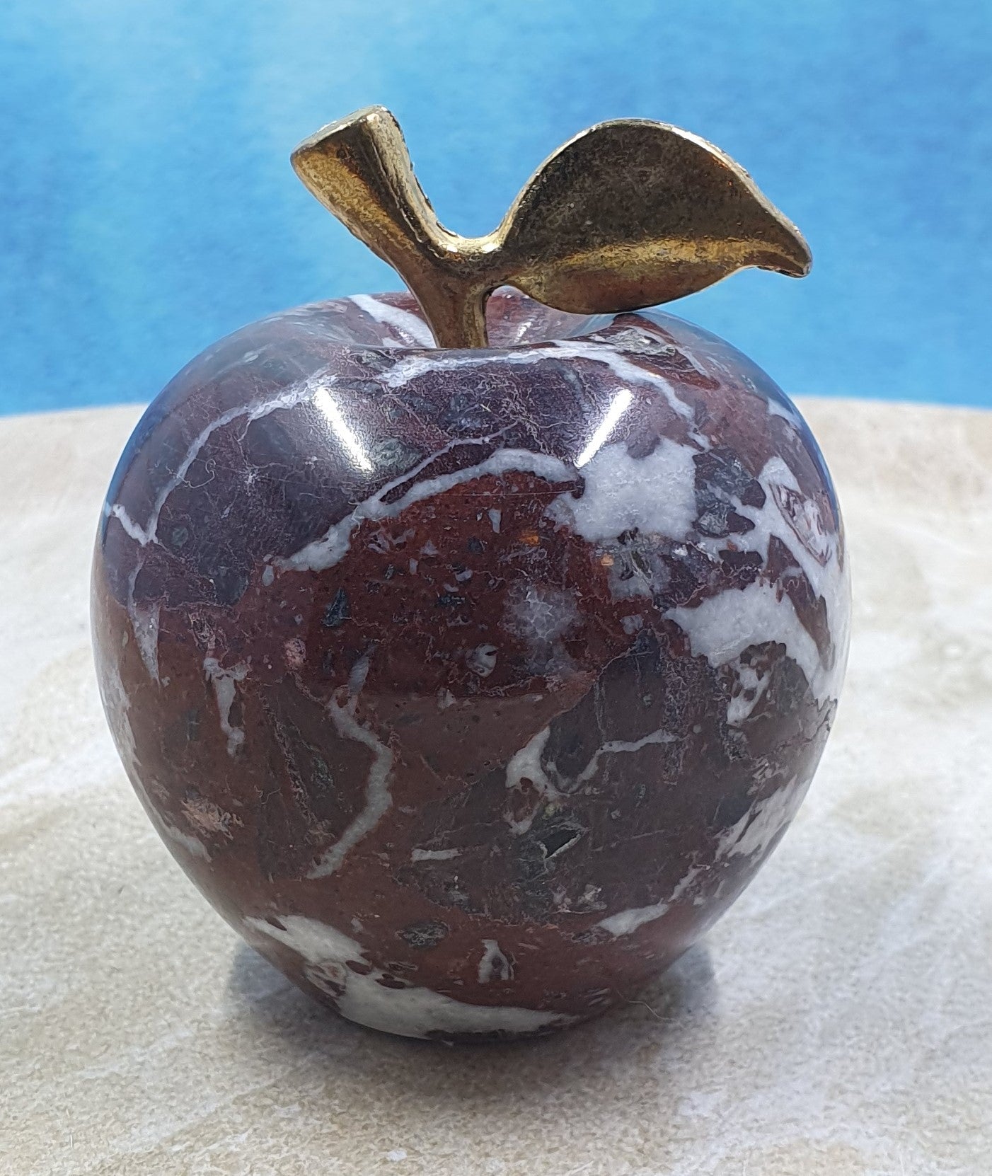 Apples Carvings