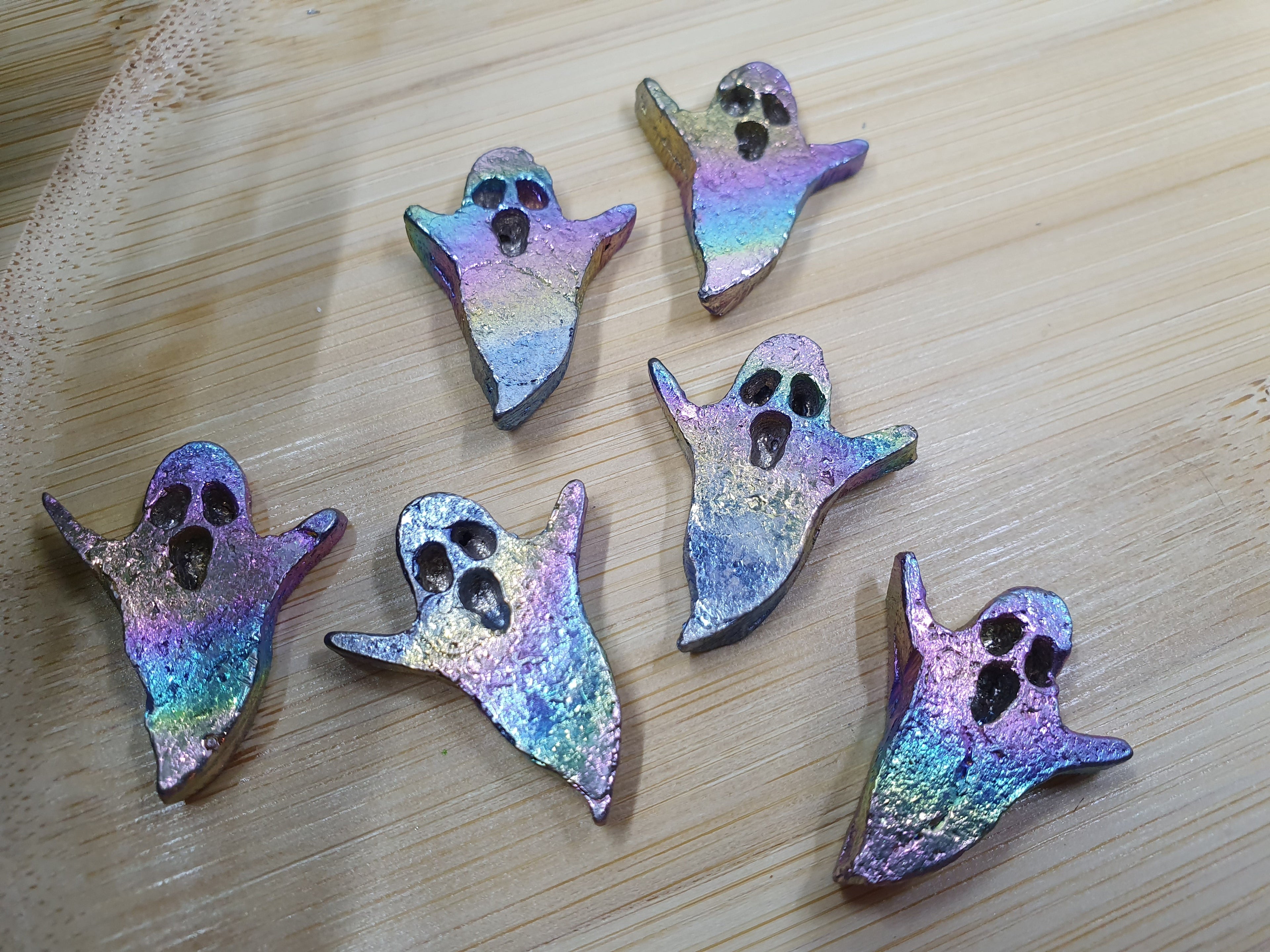 Bismuth Ghost Carvings