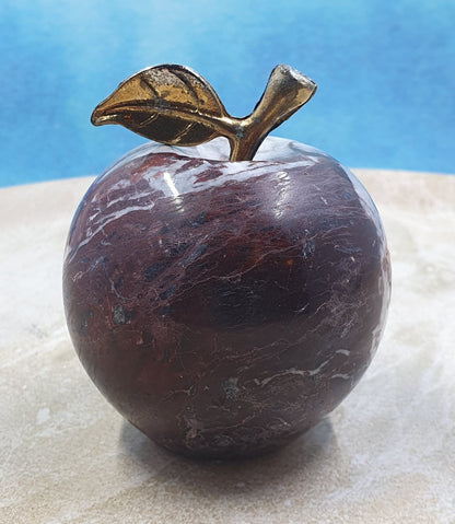 Apples Carvings
