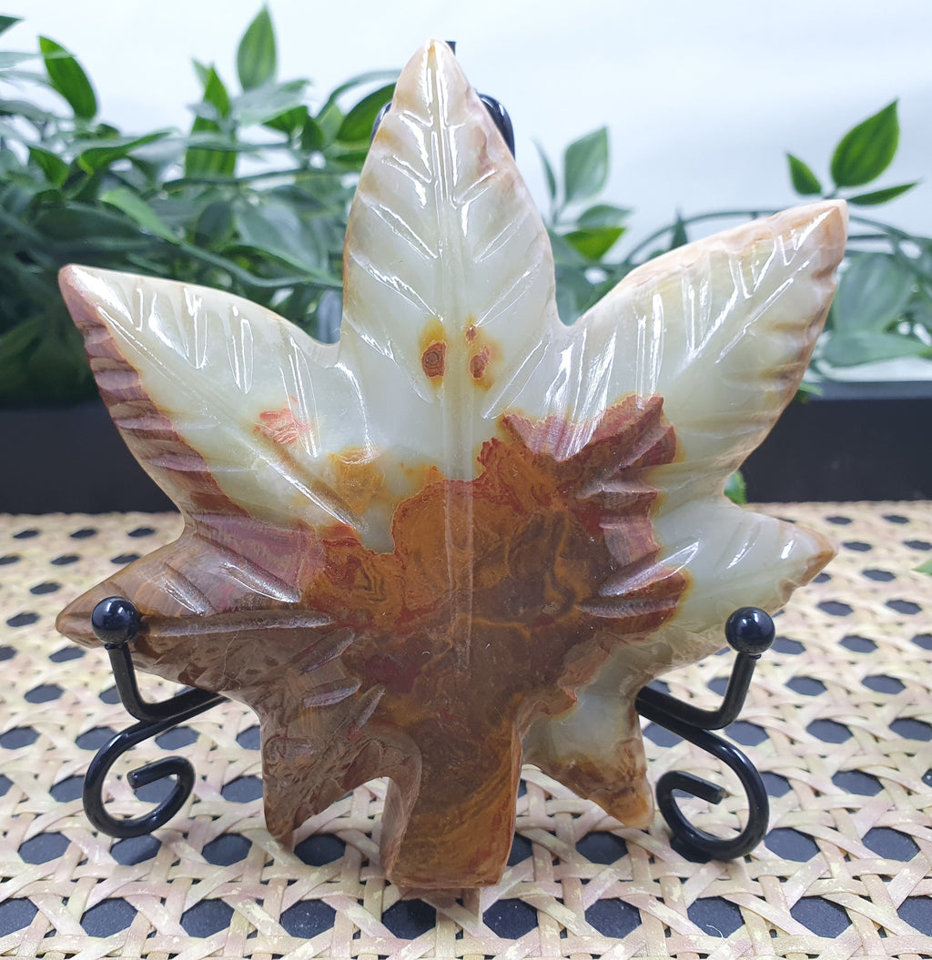 Green Onyx Leaf Carvings