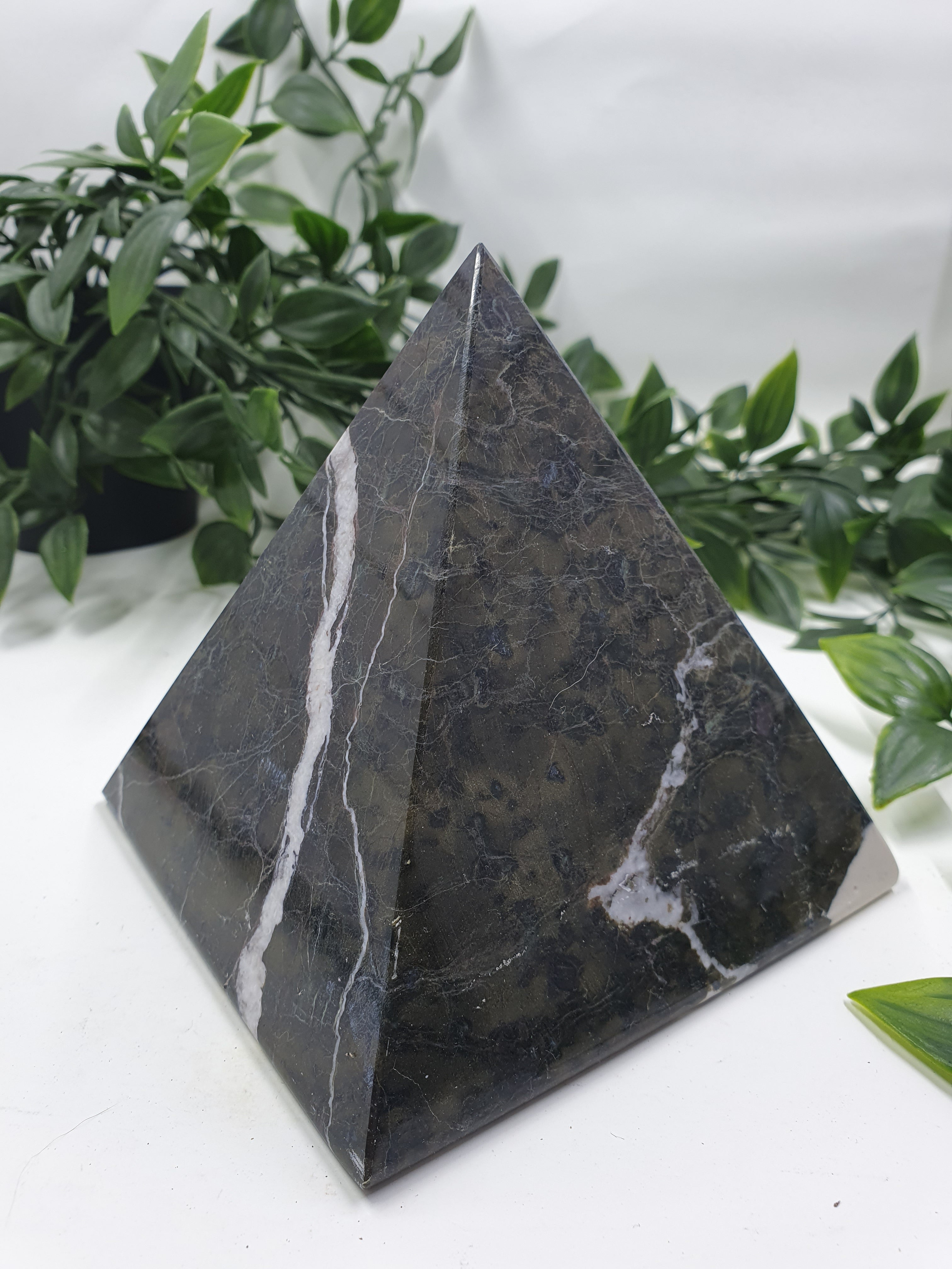 Black Onyx Pyramid
