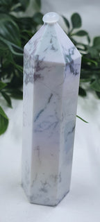 Aura Howlite Points