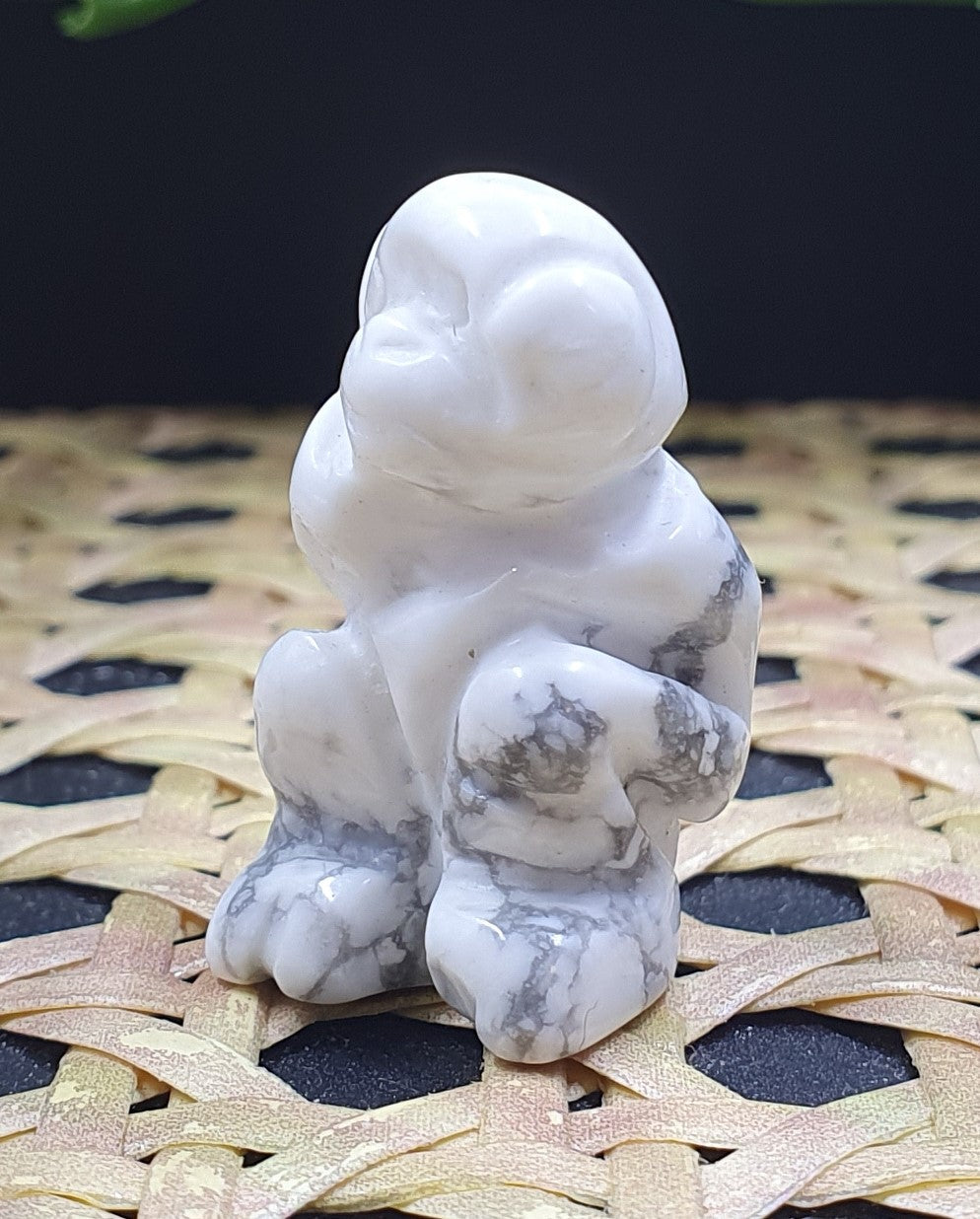 Howlite Mini Monkey Carving #1