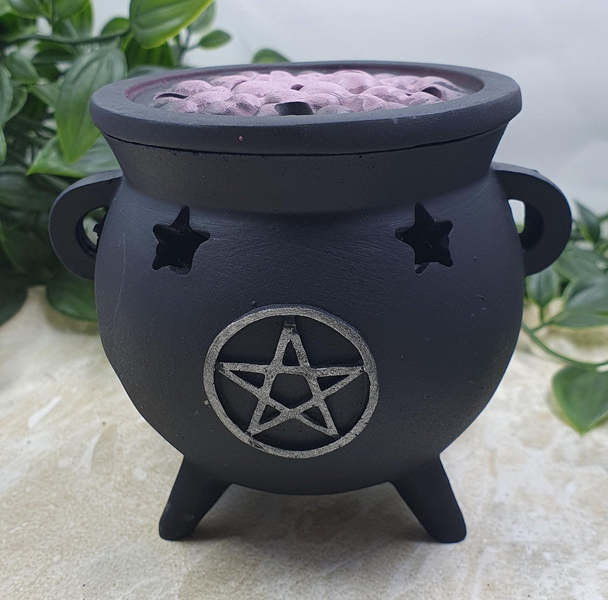 Triquetra Cauldron Incense Cone Burner