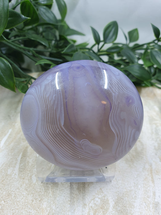 Dyed Grey Agate Palm Stone
