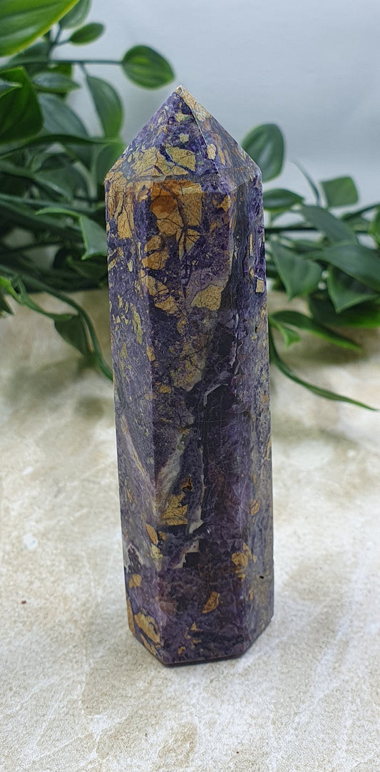 Unknown Crystal - Points #2