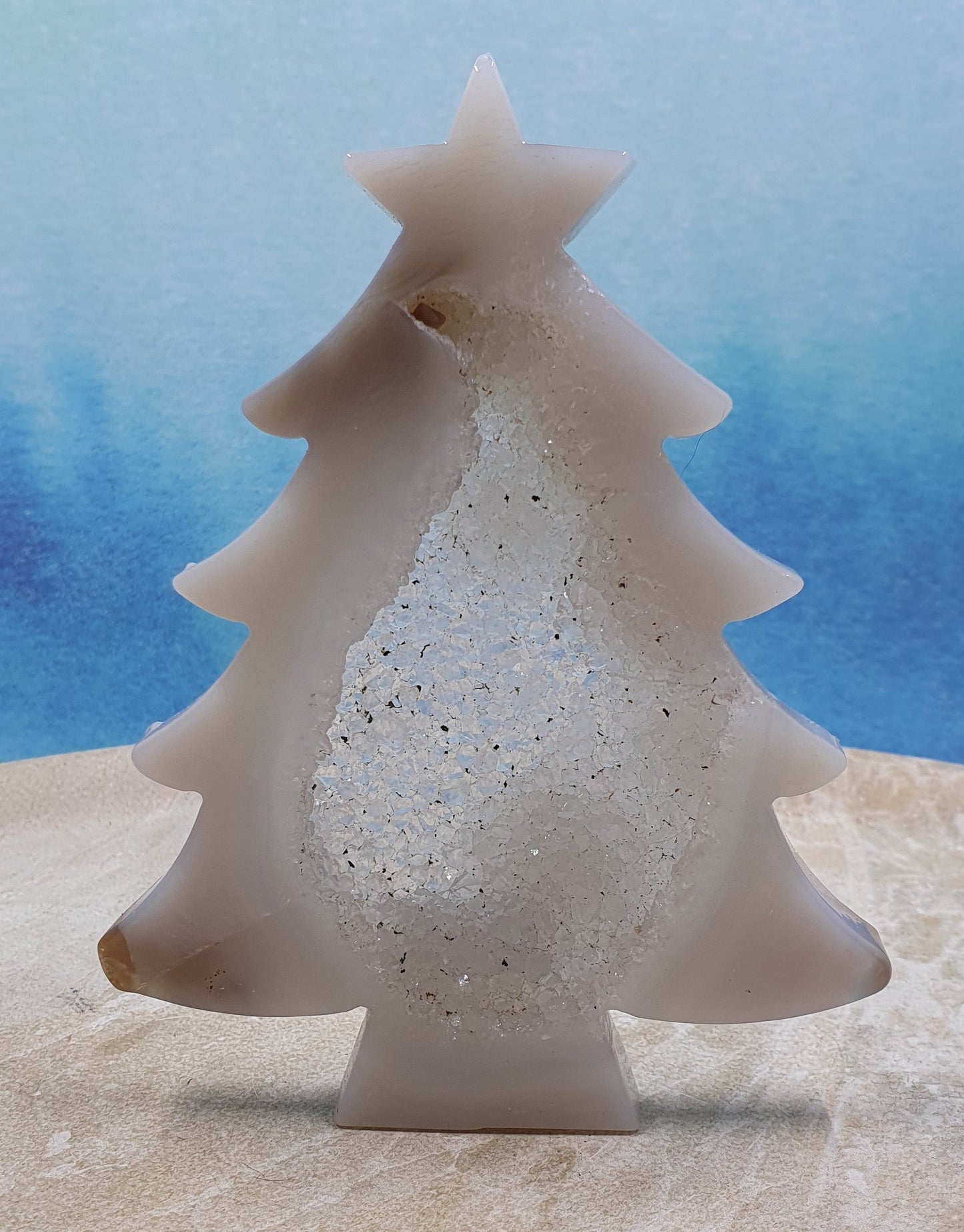 Druzy Agate Christmas Tree Carving #1