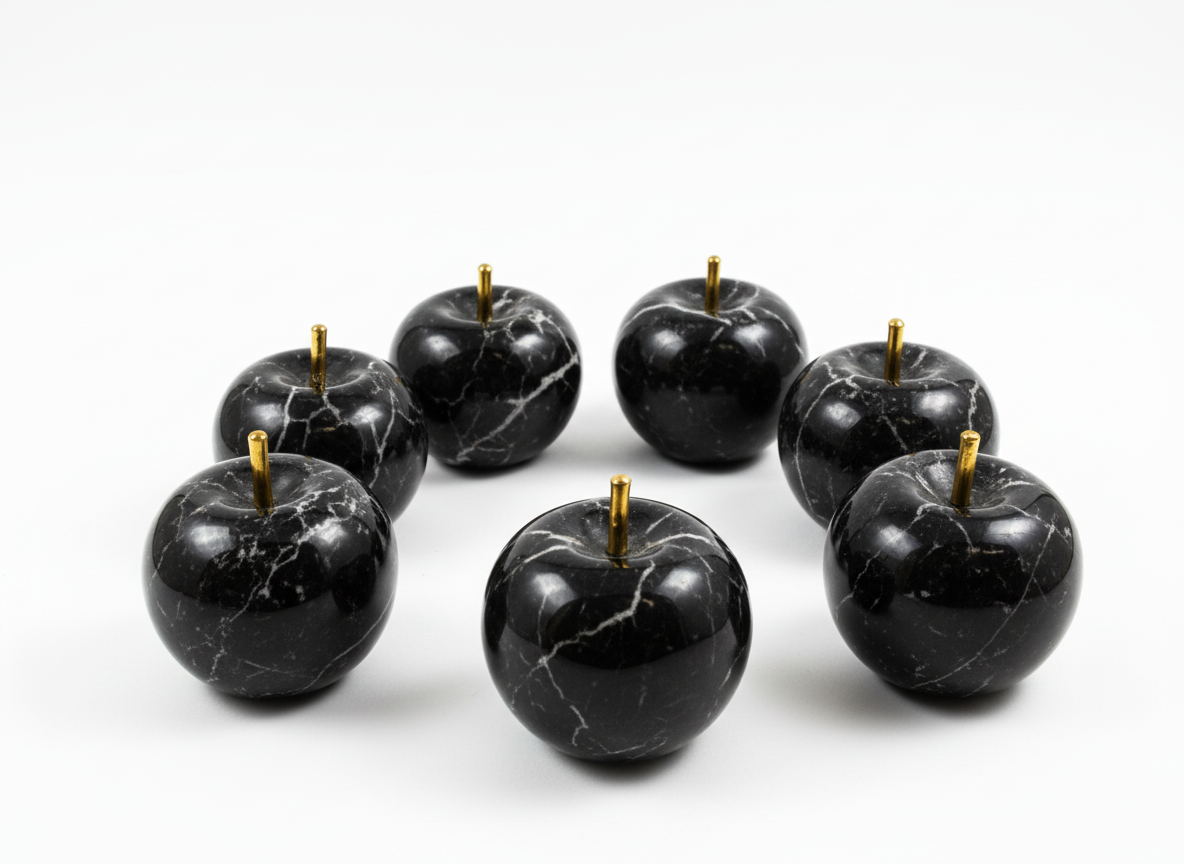 Black Onyx Apples
