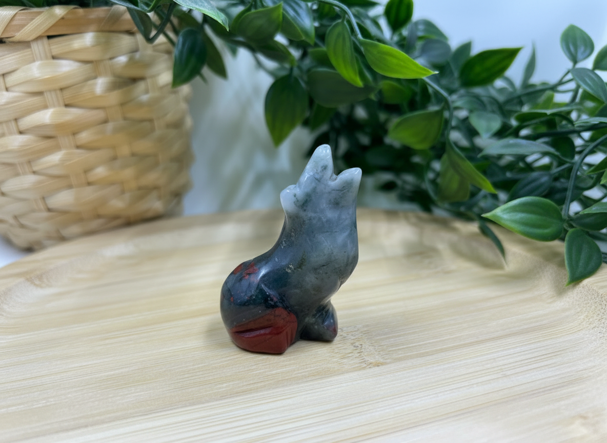 Bloodstone Howling Wolf Carving